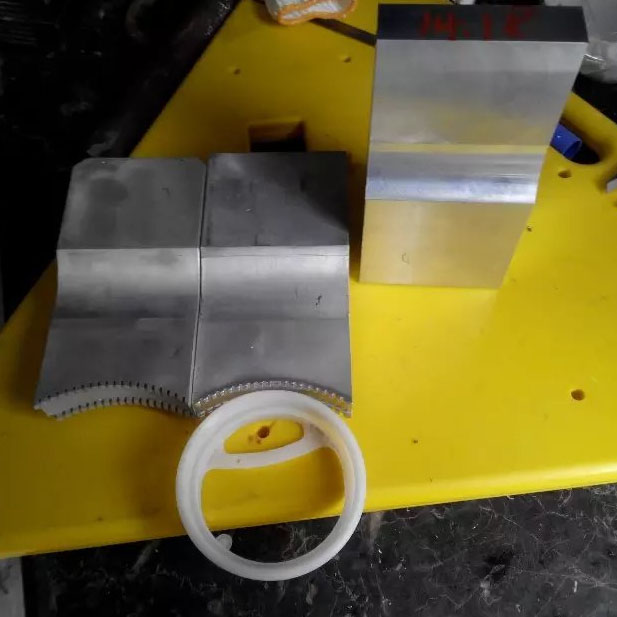 濾袋超聲波模具